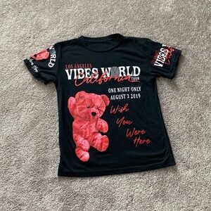 Fresh Laundry Vibes World Graphic Black Short Sleeve Top SIZE M